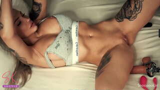 Seksi Dekle ruski Squirt na Webcam