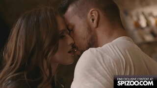 Slim Kauneus Rakastaa Pelaa Tuntemattomien Kanssa