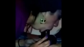 ���ີ່ດີທີ່ສຸດຂອງໂລກທັງສອງ! ລາຕິນແລະອາຊີ slut ມີການທໍາມະຊາດ sexy ຈາກັບບີບີຊີ