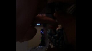 Мократа Никол изневерява на съпруга си, докато е на работа