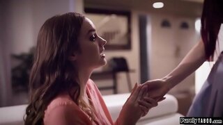 Подросток дыръяз сузэрезлэсь нылъёссэ пумитан ӝог вошъясько, со вотэсын-со тодматскиз.Соос вошъяськыса, сузэре кадь со-а адско шуыса, корка но асьсэлэсь ӟеч кылдэмын.Со манипулировать нылъёс, со доры кужмысь секс