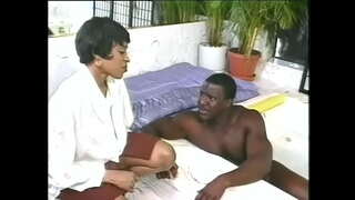 מזל בחור שחור, הוא שמח לעזאזל עם זה יפה fuious ליידי